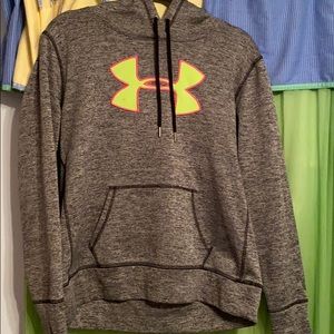 Under Armour Sweatshirt
